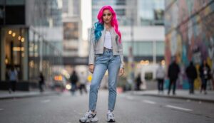 90er-Haarfarben feiern ein Comeback: Diese Töne liegen 2026 im Trend